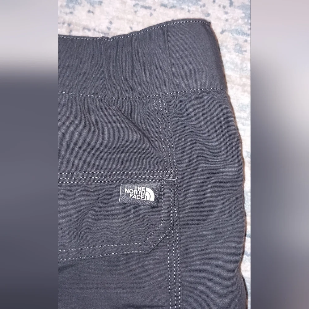 The North Face Men's Hiking Shorts Dark Gray Size XXL